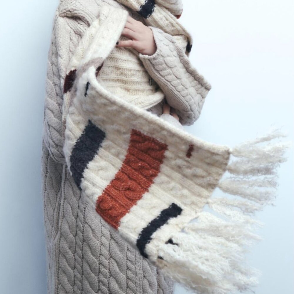 ZARA Women's Cable Knit Scarf(Beige, Size:M)